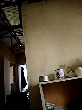 Snapshot of Leebwoy20 chatting on November 2025 07:49:01 AM Leebwoy20 online show from November 2025 07:49:01 AM