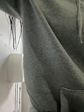 ZiaCalifa online show from November 2025 09:53:01 AM