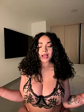 Mariecurl online show from September 2025 12:22:02 AM