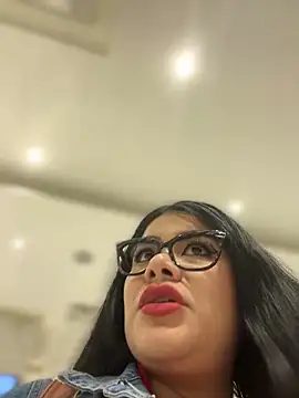 Snapshot of Insane_Issa chatting on January 2025 06:03:02 PM Insane Issa online show from January 2025 06:03:02 PM