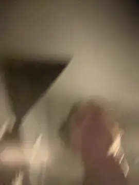 Snapshot of SummerBlueMoon chatting on November 2025 06:27:01 AM SummerBlueMoon online show from November 2025 06:27:01 AM