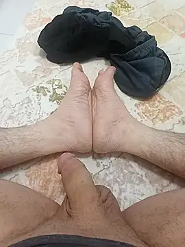 Snapshot of Hardapple01 chatting on January 2025 08:29:01 PM Hardapple01 online show from January 2025 08:29:01 PM