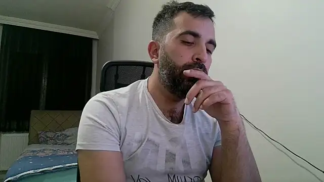 Snapshot of tgltplsr chatting on February 2025 01:02:01 AM tgltplsr online show from February 2025 01:02:01 AM