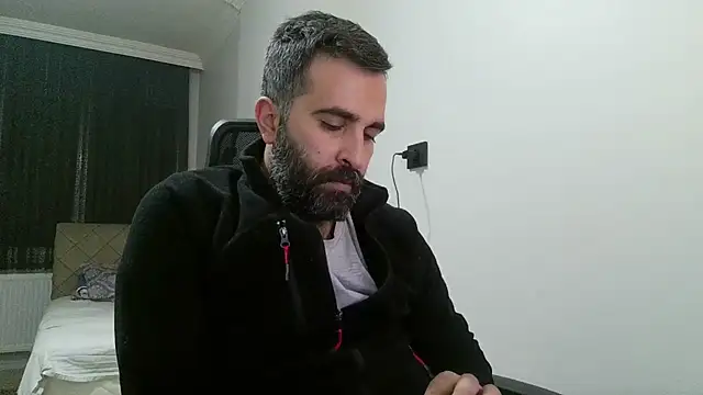 Snapshot of tgltplsr chatting on February 2025 10:29:02 PM tgltplsr online show from February 2025 10:29:02 PM