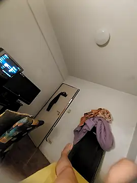 hotbiabrazil online show from December 2025 03:11:01 AM