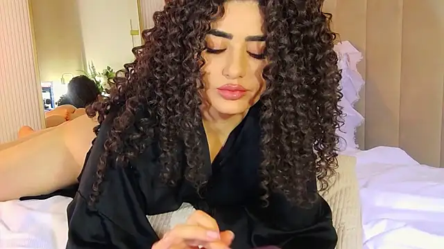 Lady ken online show from March 2025 06:00:02 PM