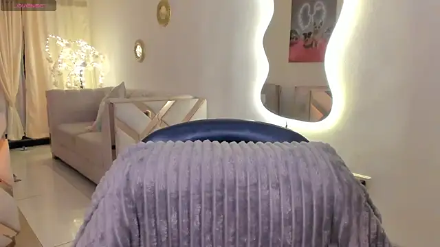 Snapshot of LunaBaker-1 chatting on March 2026 02:30:02 AM LunaBaker-1 online show from March 2026 02:30:02 AM