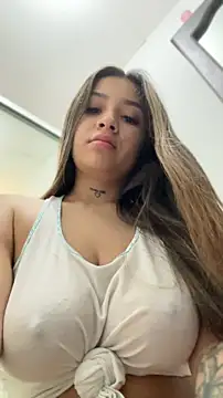 LunaBaker-1 online show from May 2026 04:36:01 PM