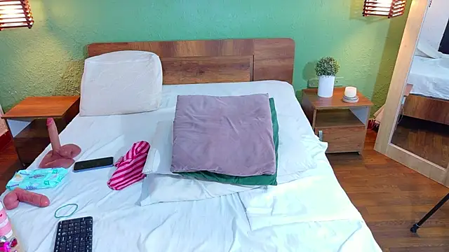 dannaahbrown online show from March 2026 08:04:01 PM