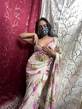 Snapshot of LuscousPussy chatting on December 2024 12:08:02 PM LuscousPussy online show from December 2024 12:08:02 PM