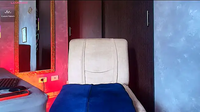 Snapshot of liuscast22 chatting on September 2025 02:44:02 PM liuscast22 online show from September 2025 02:44:02 PM