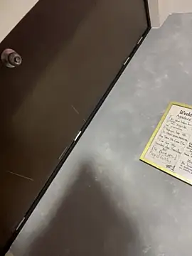 Snapshot of liuscast22 chatting on November 2025 09:54:02 AM liuscast22 online show from November 2025 09:54:02 AM