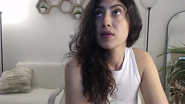 MIYESSI online show from December 2025 12:49:02 AM