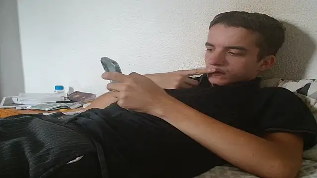 Tombgy07 online show from September 2025 12:59:02 PM