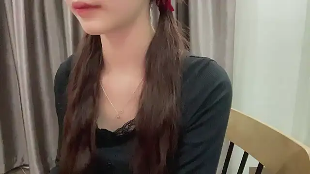 Snapshot of Your-Sunshine chatting on January 2025 05:55:01 PM Your-Sunshine online show from January 2025 05:55:01 PM