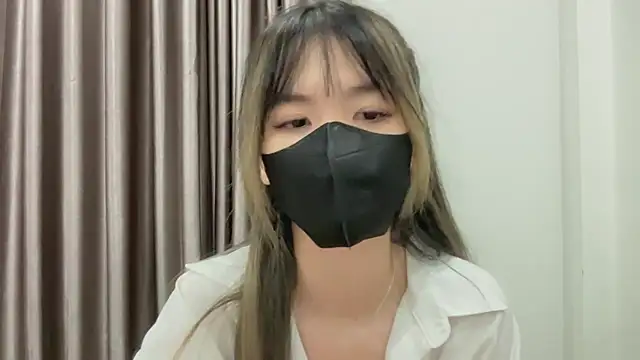 Snapshot of Your-Sunshine chatting on February 2025 04:31:01 PM Your-Sunshine online show from February 2025 04:31:01 PM