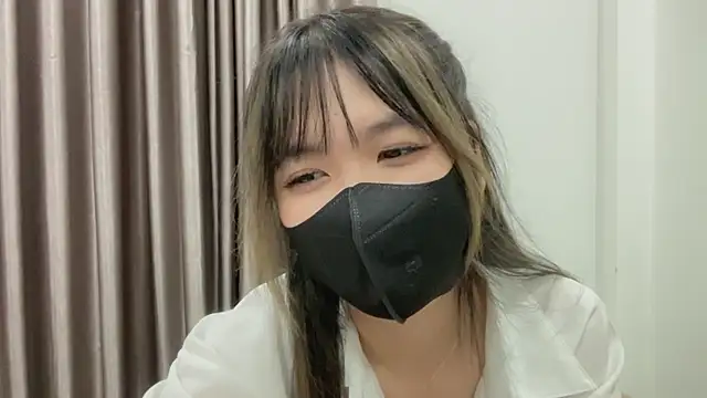 Snapshot of Your-Sunshine chatting on February 2025 04:42:02 PM Your-Sunshine online show from February 2025 04:42:02 PM