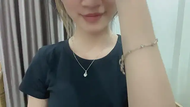 Snapshot of Your-Sunshine chatting on February 2025 07:49:01 PM Your-Sunshine online show from February 2025 07:49:01 PM