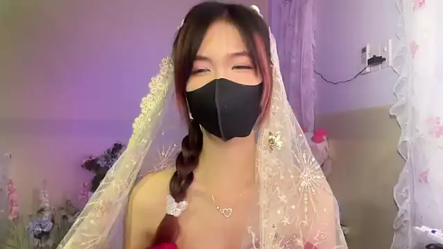 Snapshot of Your-Sunshine chatting on September 2025 05:01:02 PM Your-Sunshine online show from September 2025 05:01:02 PM