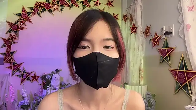 Snapshot of Your-Sunshine chatting on September 2025 04:29:02 PM Your-Sunshine online show from September 2025 04:29:02 PM