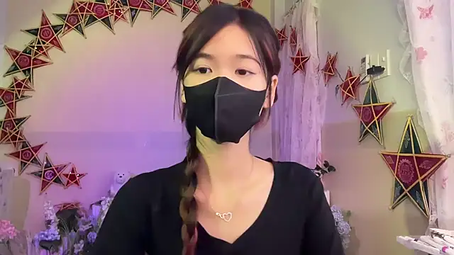 Snapshot of Your-Sunshine chatting on September 2025 04:08:02 PM Your-Sunshine online show from September 2025 04:08:02 PM