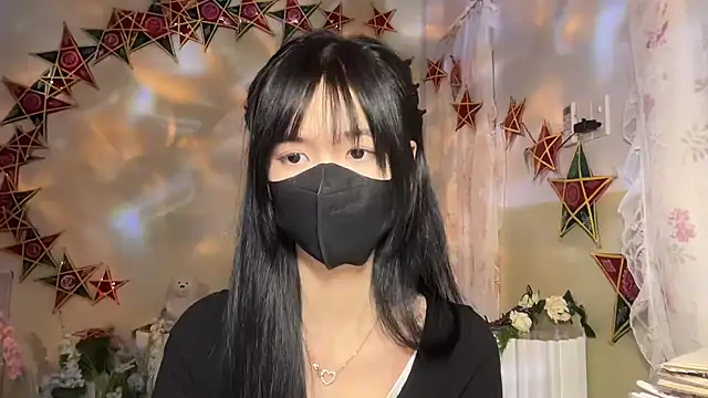 Snapshot of Your-Sunshine chatting on September 2025 04:23:02 PM Your-Sunshine online show from September 2025 04:23:02 PM