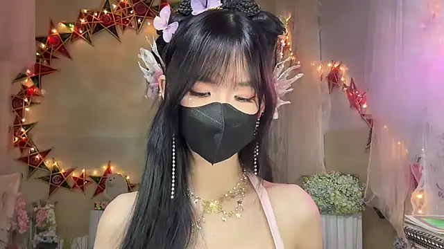 Snapshot of Your-Sunshine chatting on October 2025 02:48:01 PM Your-Sunshine online show from October 2025 02:48:01 PM