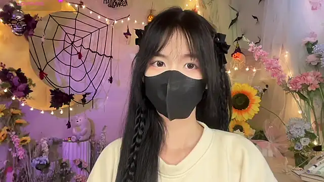 Snapshot of Your-Sunshine chatting on October 2025 04:03:02 PM Your-Sunshine online show from October 2025 04:03:02 PM