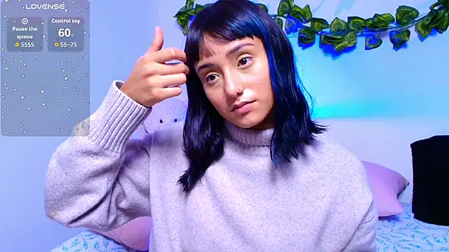 tati cardenas online show from September 2025 04:12:02 AM