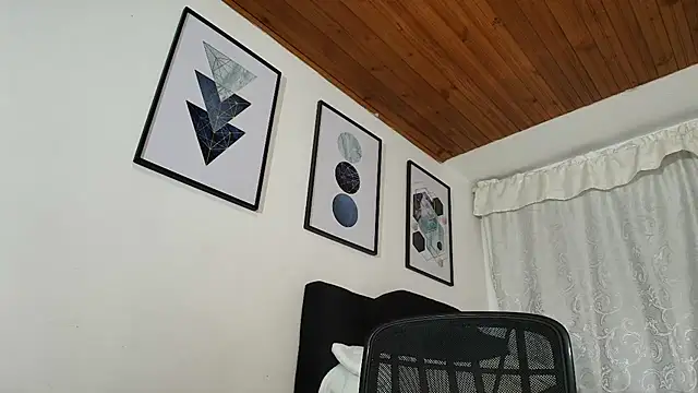 sam her online show from December 2025 12:59:02 AM