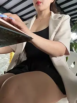 Jessical online show from February 2025 05:55:02 AM