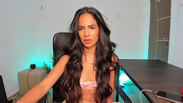 camille-rose online show from February 2025 08:58:02 PM