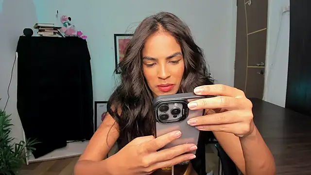 camille-rose online show from July 2026 06:10:01 PM