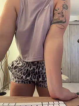 Megan lu2 online show from May 2026 01:52:02 PM