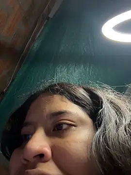 moncerrat luna online show from February 2025 02:29:02 PM