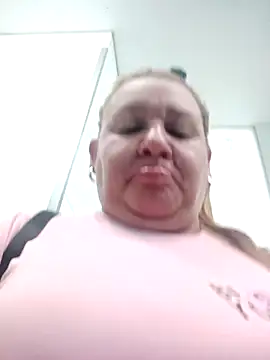 Snapshot of HORNY_MATURE25 chatting on January 2025 08:37:02 PM HORNY MATURE25 online show from January 2025 08:37:02 PM