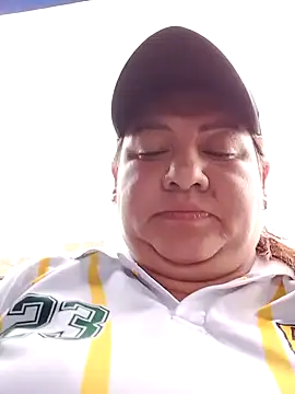 Snapshot of HORNY_MATURE25 chatting on November 2025 05:56:02 PM HORNY MATURE25 online show from November 2025 05:56:02 PM