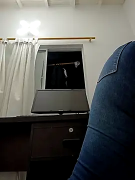 HORNY MATURE25 online show from December 2025 12:50:02 AM