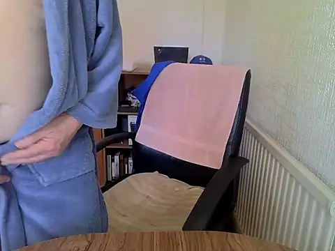 daddyflash online show from April 2026 08:40:02 AM