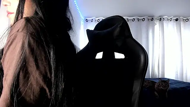 aliice walker  online show from October 2025 08:31:01 PM