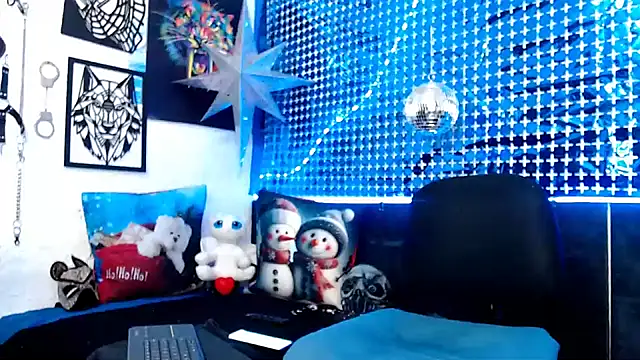 Snapshot of Mensecret69 chatting on December 2024 09:17:01 PM Mensecret69 online show from December 2024 09:17:01 PM