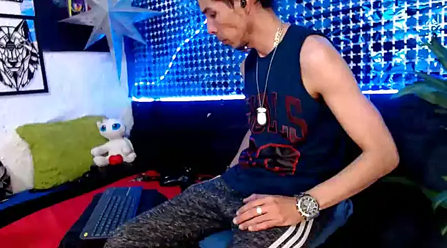 Snapshot of Mensecret69 chatting on January 2025 01:10:01 AM Mensecret69 online show from January 2025 01:10:01 AM