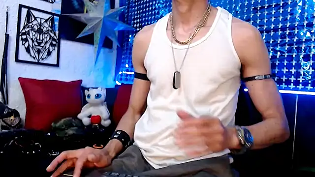 Snapshot of Mensecret69 chatting on January 2025 11:37:02 PM Mensecret69 online show from January 2025 11:37:02 PM