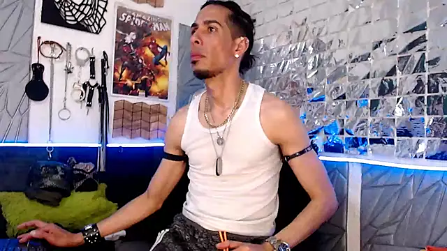 Snapshot of Mensecret69 chatting on February 2025 04:31:01 AM Mensecret69 online show from February 2025 04:31:01 AM