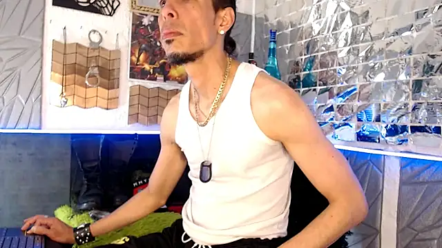 Snapshot of Mensecret69 chatting on March 2025 12:49:02 AM Mensecret69 online show from March 2025 12:49:02 AM