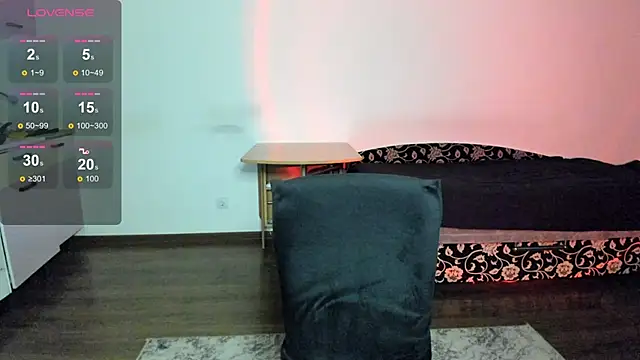 Snapshot of KitsuneRem chatting on February 2026 10:13:02 PM KitsuneRem online show from February 2026 10:13:02 PM