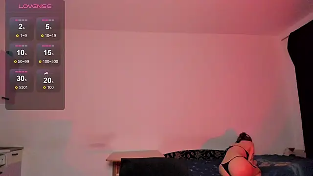 Snapshot of KitsuneRem chatting on February 2026 10:08:01 PM KitsuneRem online show from February 2026 10:08:01 PM