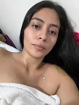 Sophie  Foxxx online show from March 2025 06:01:02 PM