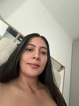 Sophie  Foxxx online show from March 2026 04:35:01 PM