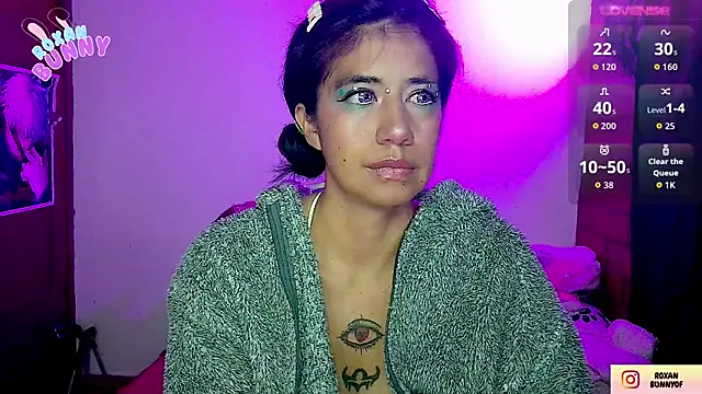 Roxanbunny1 online show from November 2025 06:24:01 AM